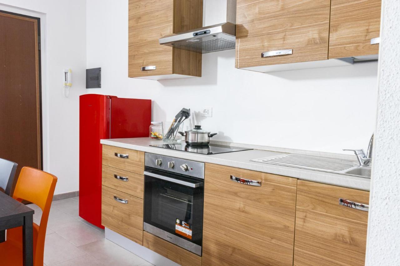 Staurenghi Red Apartment Varese Eksteriør billede